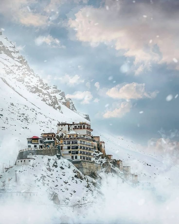 Spiti : Winter 4X4 Expedition Hero Cover — Awara Banjara