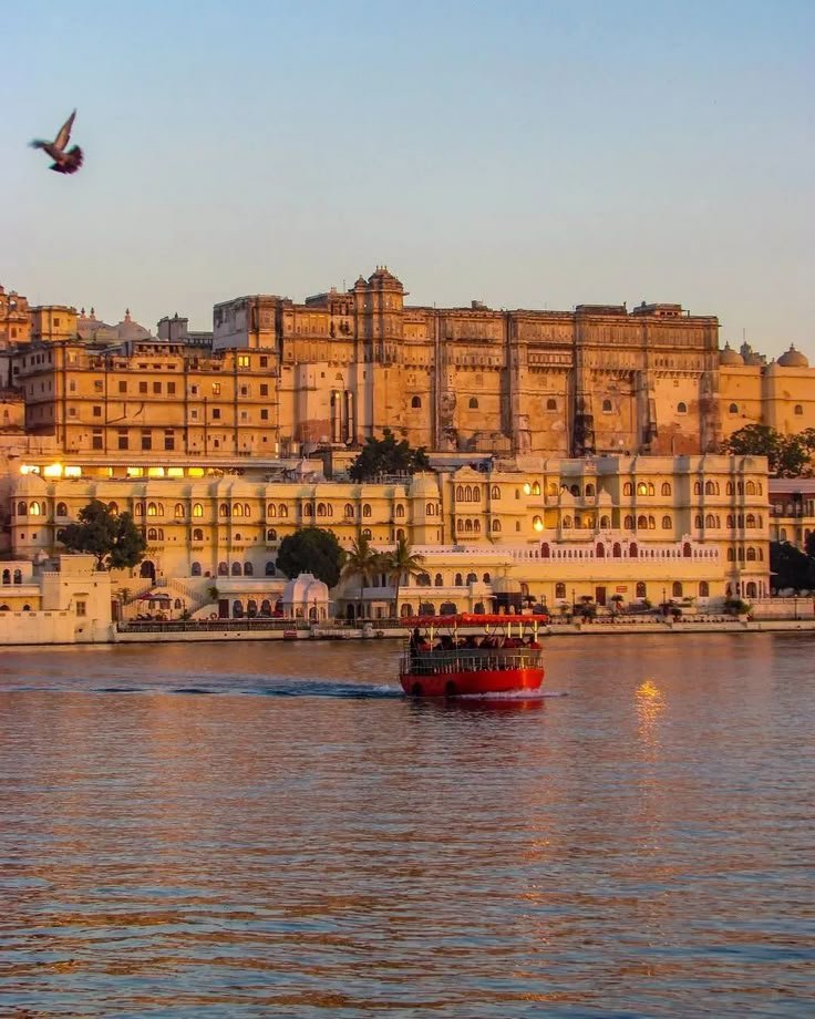 Udaipur & Kumbhalgarh Expedition Hero Cover — Awara Banjara
