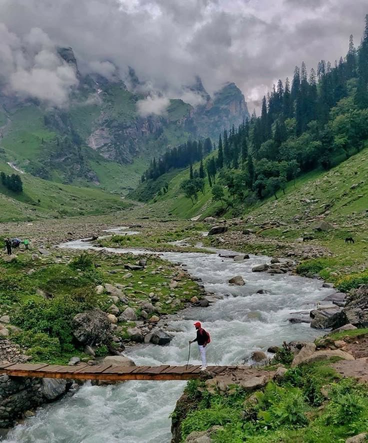 Hamta Pass and Chandratal Trek Gallery Image 3